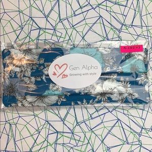 A102 #3 Floral Blue Green Palette Face Mask